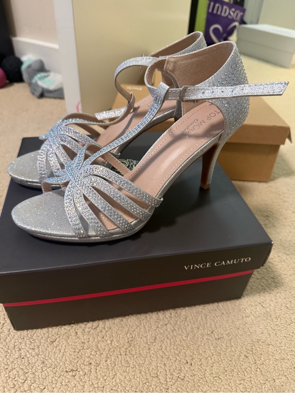 New kitten heel Glitter T-Strap Rhinestone Heels